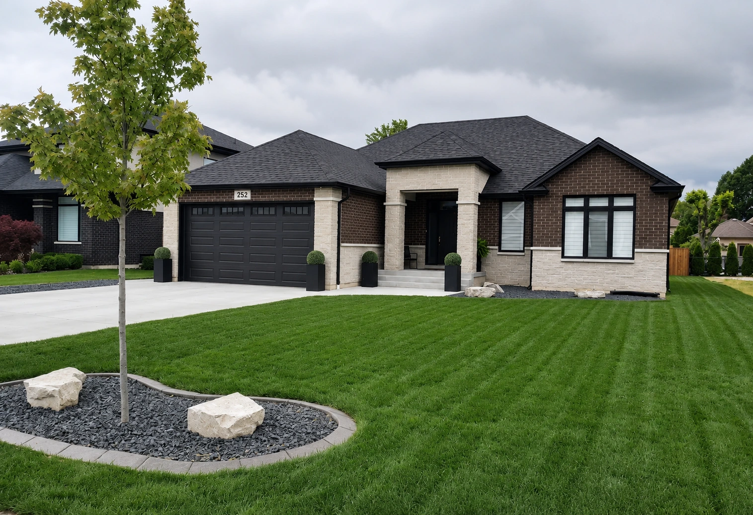252 Rafih Crescent, Lakeshore, ON